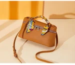 pochette femme en cuir haut de gamme