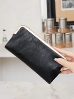 portefeuille femme pratique et élégant