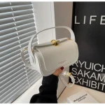 pochette mode femme noir en cuir