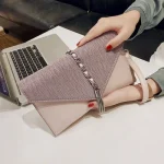 pochette cuir GAYEIG pour tous les jours