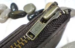 pochette zippée en cuir pour homme
