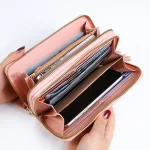pochette pour femme en cuir DINVA
