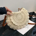 pochette tendance en crochet femme