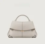 pochette femme en cuir tendance