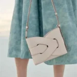 accessoire mode femme en cuir