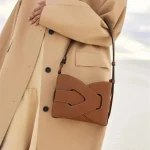 pochette cuir femme élégante