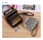 pochette en cuir femme dragonne