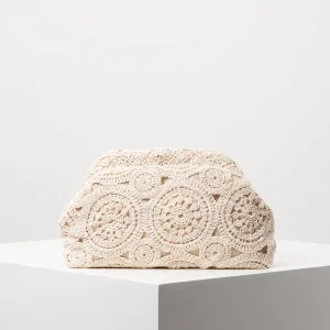 pochette femme crochet blanc cassé