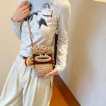 pochette téléphone Kawaii style bandoulière beige et marron