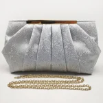 pochette chic pour femme argentée