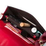 accessoire femme pochette cuir alligator noir rouge