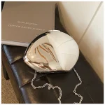 pochette dorée chic SUEIN