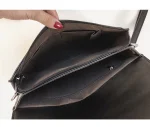 pochette GAYEIG en cuir élégant