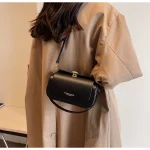 pochette chic noir LUEZ à rabat