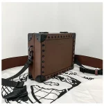 pochette bandoulière moderne homme CAREEW