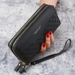 pochette en cuir femme élégante