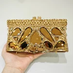 pochette en cristal doré pour femme