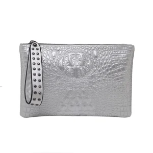 pochette femme en cuir souple