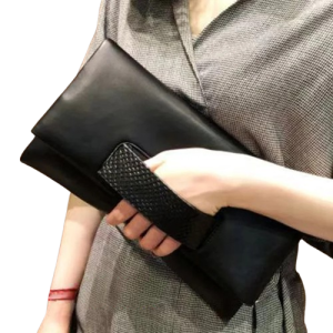 pochette femme en cuir serpent noir