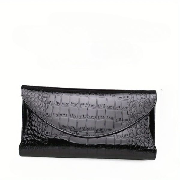 pochette femme en cuir verni