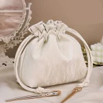 pochette DIELLY pour cosmétiques