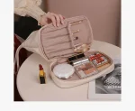 pochette maquillage pratique
