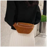 pochette tendance femme en velours côtelé