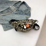 pochette en toile léopard mode
