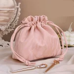 accessoire de maquillage étanche DIELLY