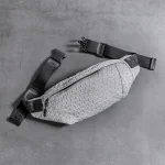 sac banane homme motif géométrique