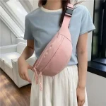pochette femme demi-lune imperméable