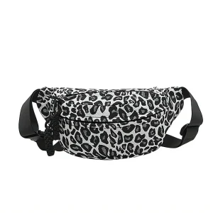 pochette banane pour femme en toile imprimé léopard